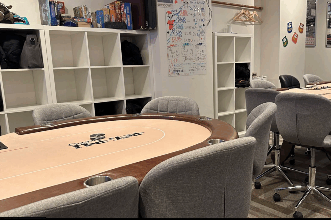 上野のポーカールームであるガットショット 上野池之端店の店内画像