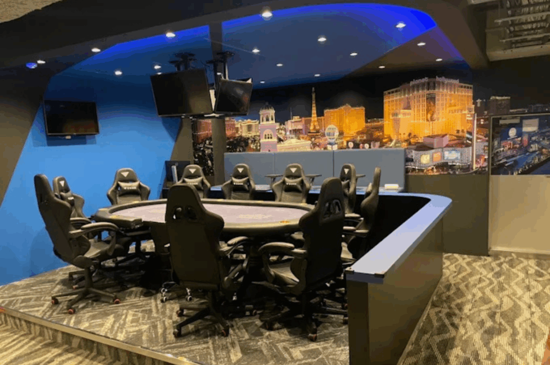 恵比寿のポーカールーム、BUBBLE 恵比寿店の店内画像