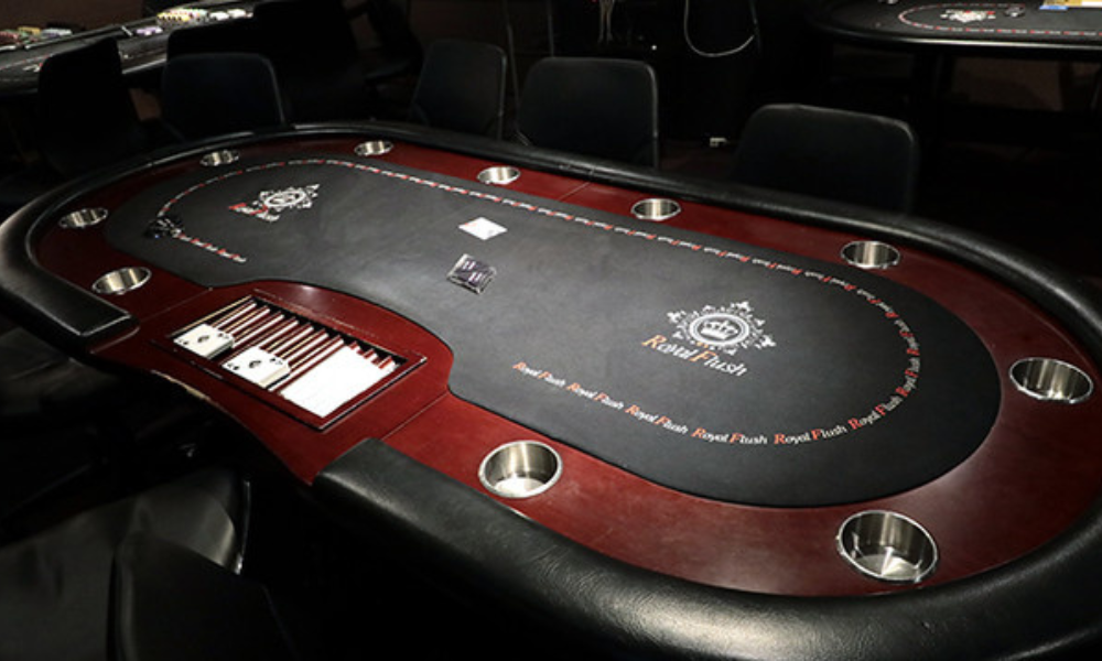 名古屋のポーカールーム、ロイヤル・フラッシュの画像
