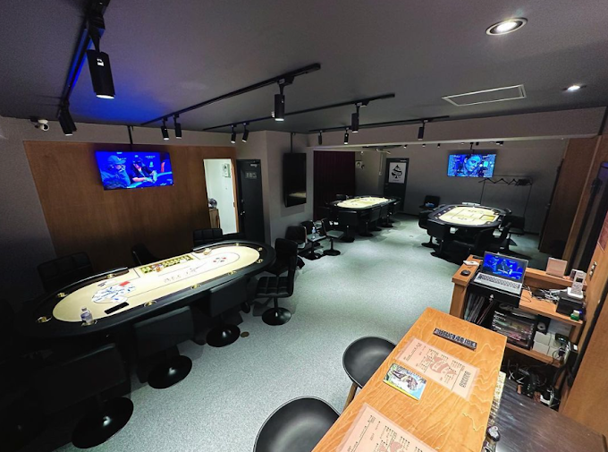 新宿のポーカールーム　ALL IN POKER CLUBsの店内画像1