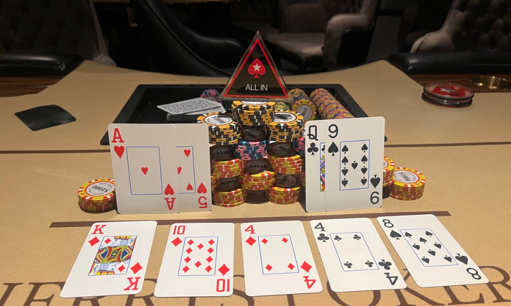 大阪・梅田のポーカールーム、Jerrys pokerの店内画像
