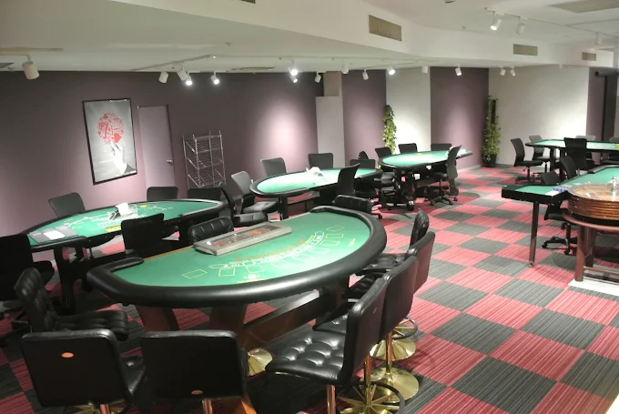 新宿のポーカールームJCS Hold'emの店内画像2