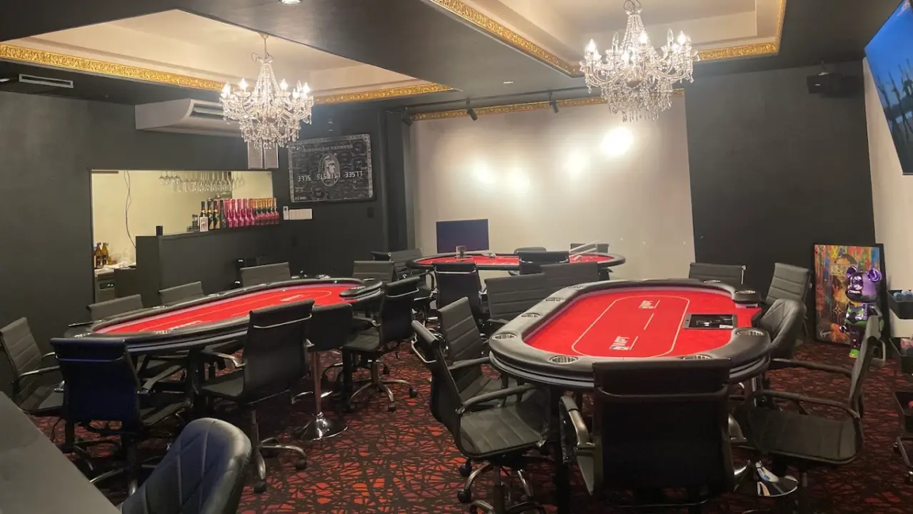 博多のポーカールーム、Ariaの店内画像