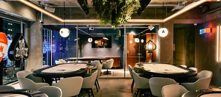 えむホールデム