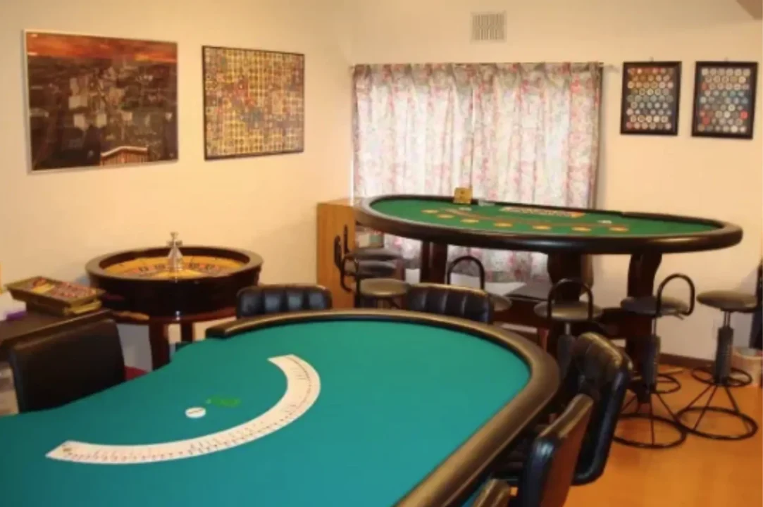 札幌 ポーカー クラブ ゲームサロンアルカ