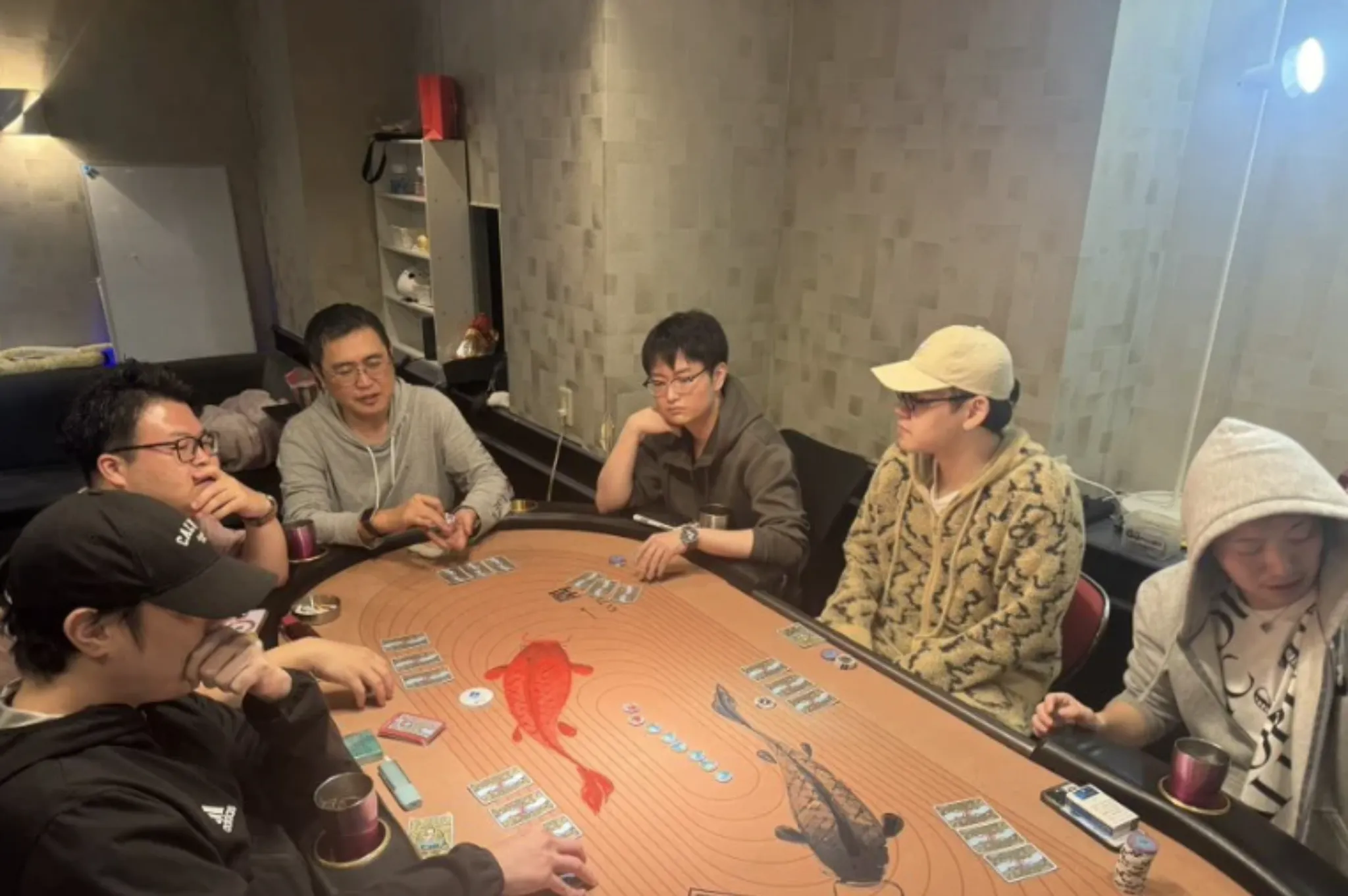 札幌 ポーカー FORTH (旧 一隅)