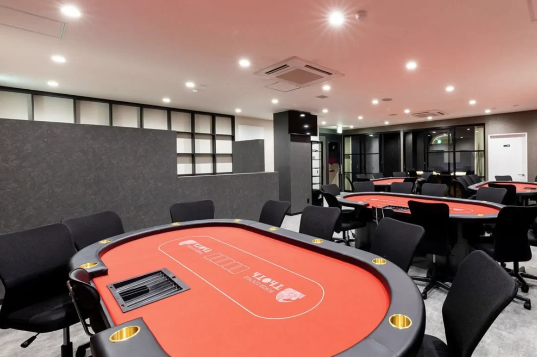 札幌 ポーカー クラブ Thoth