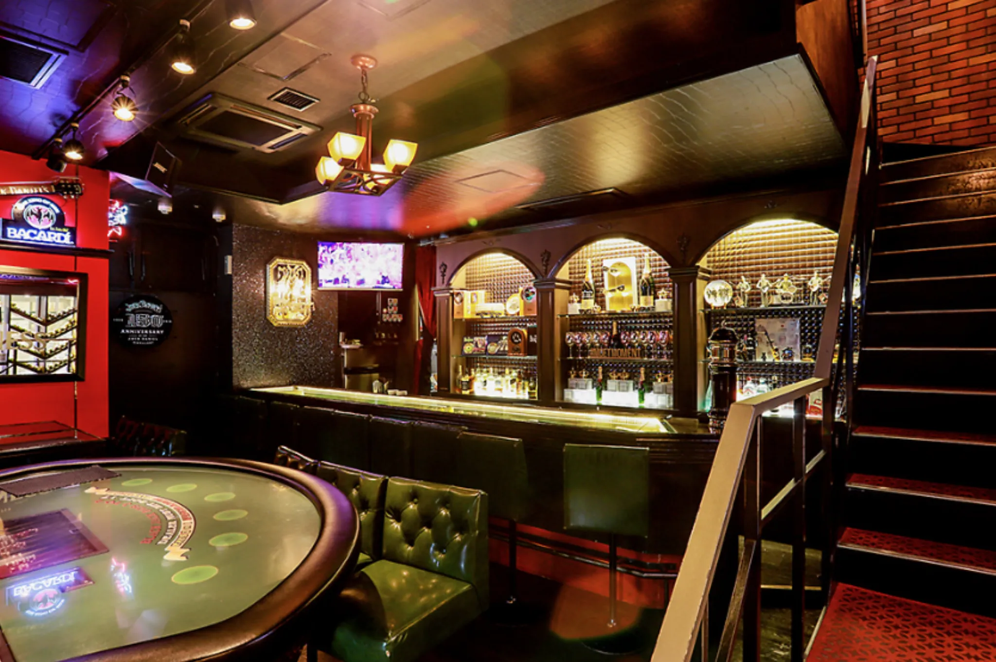 札幌 ポーカー MILLION ススキノ駅前通本店