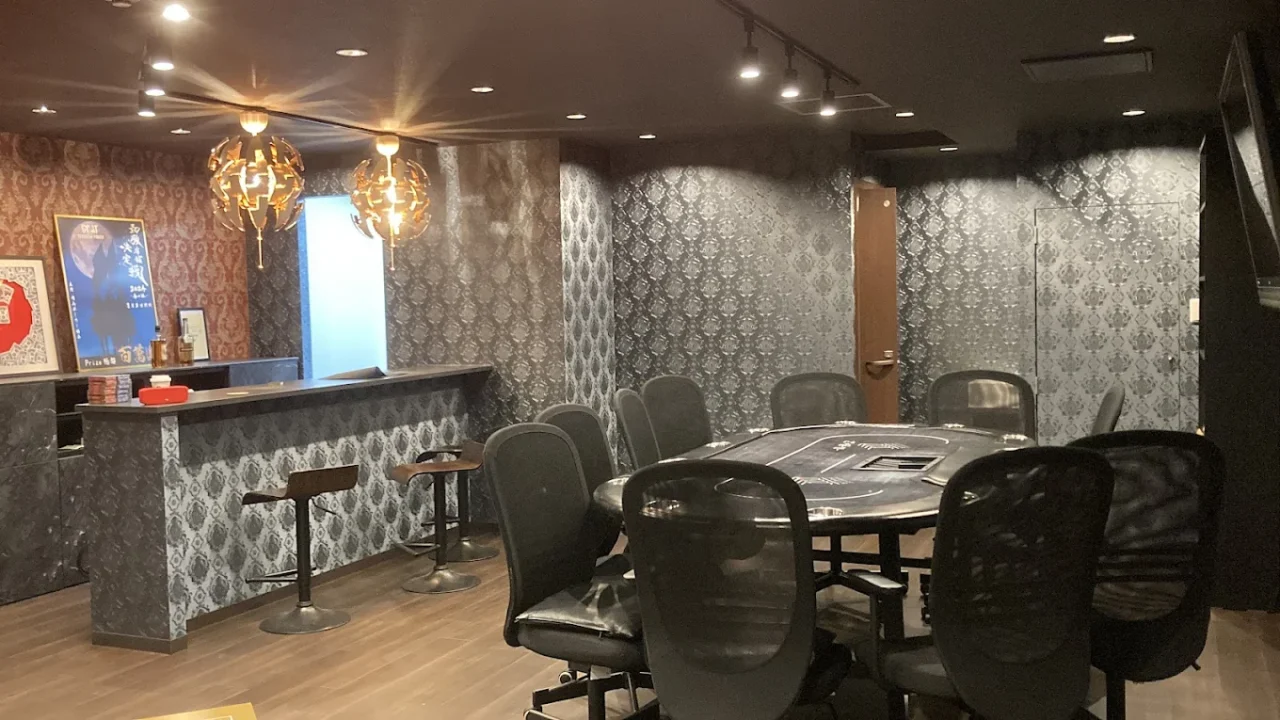 姫路のポーカールーム、ザ・ポーカー姫路店の店内画像