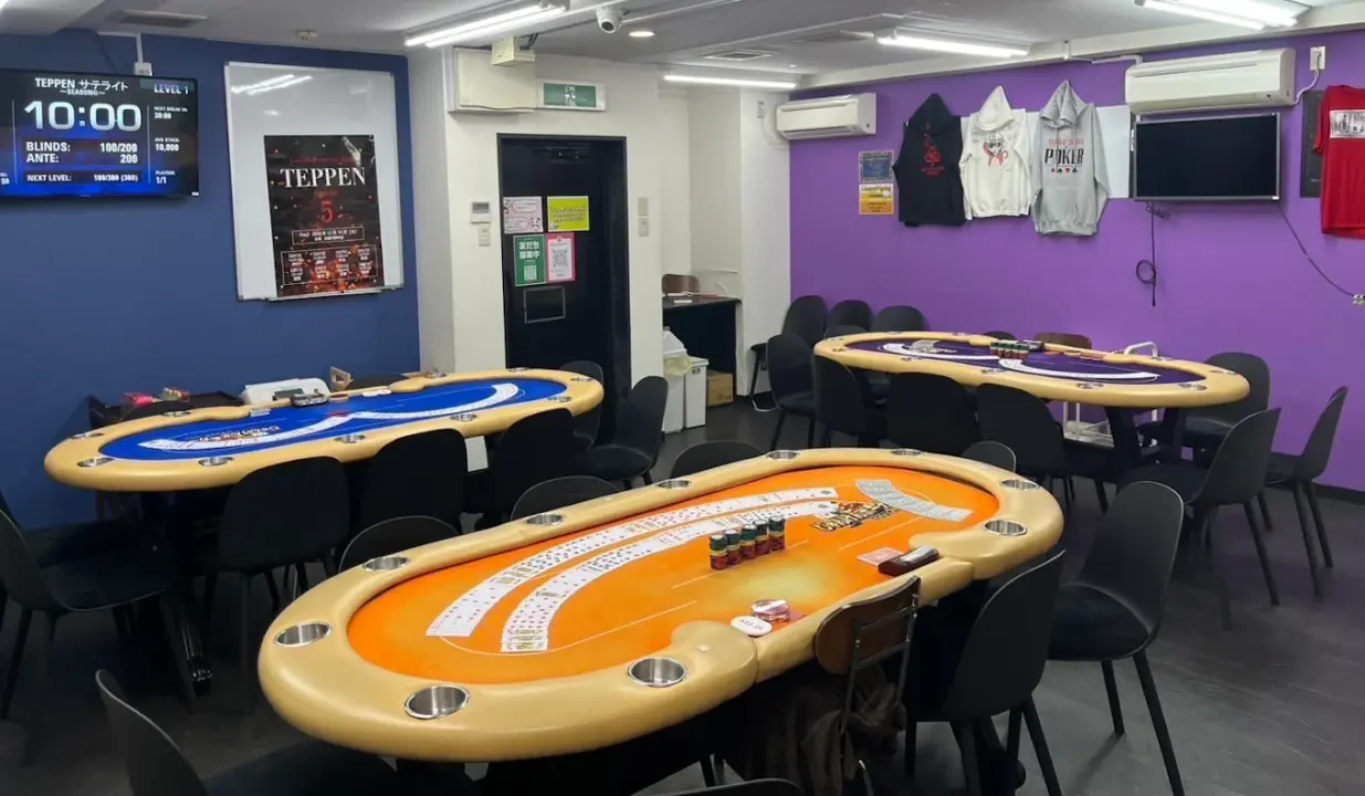 名古屋のポーカールーム、じゃんけんポーカー今池店の店内画像