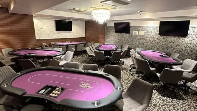 神戸にあるおすすめのポーカールームであるじゃんけんポーカーの店内