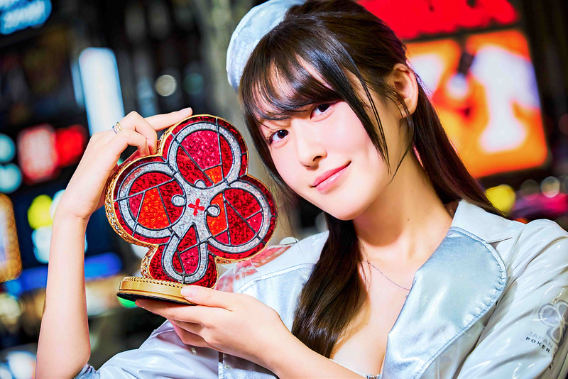 ステンドグラストロフィー