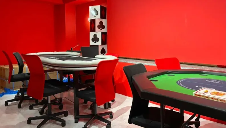 神戸にあるおすすめのポーカールームであるキリン三宮店の店内