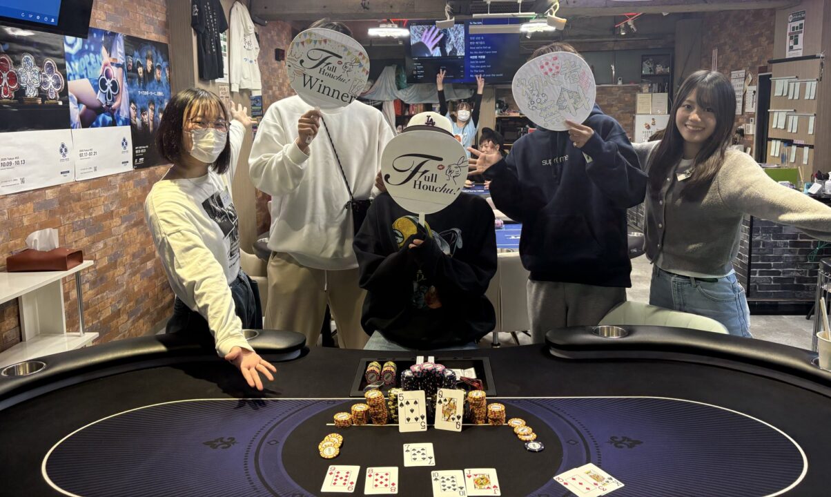 金沢ポーカー フルハウちゅの店内画像