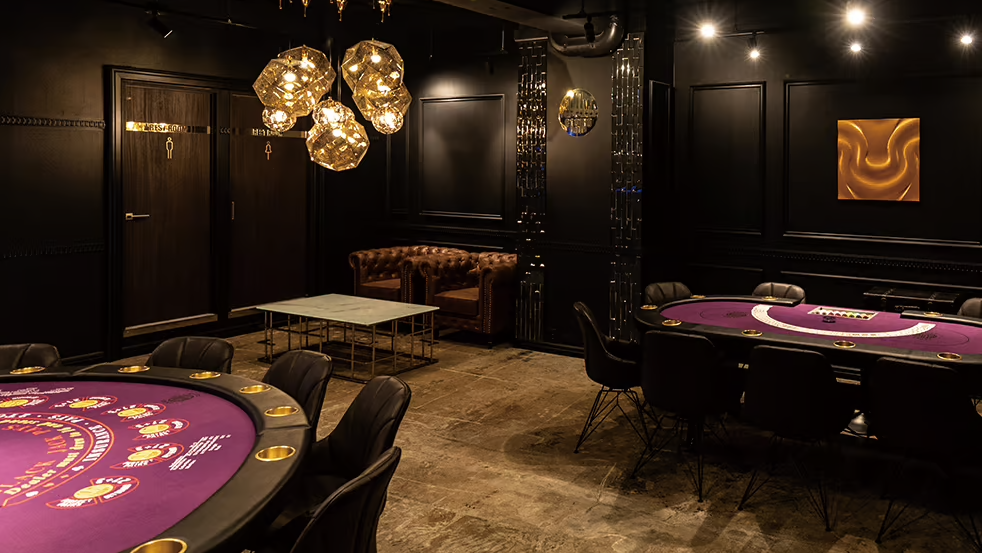 八王子のポーカールーム、BLOW八王子の店内画像