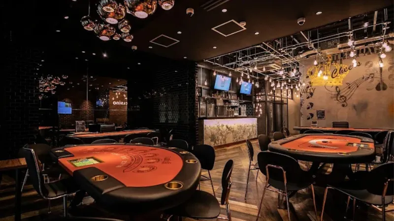 神戸にあるおすすめのポーカールームであるBLOW三宮の店内