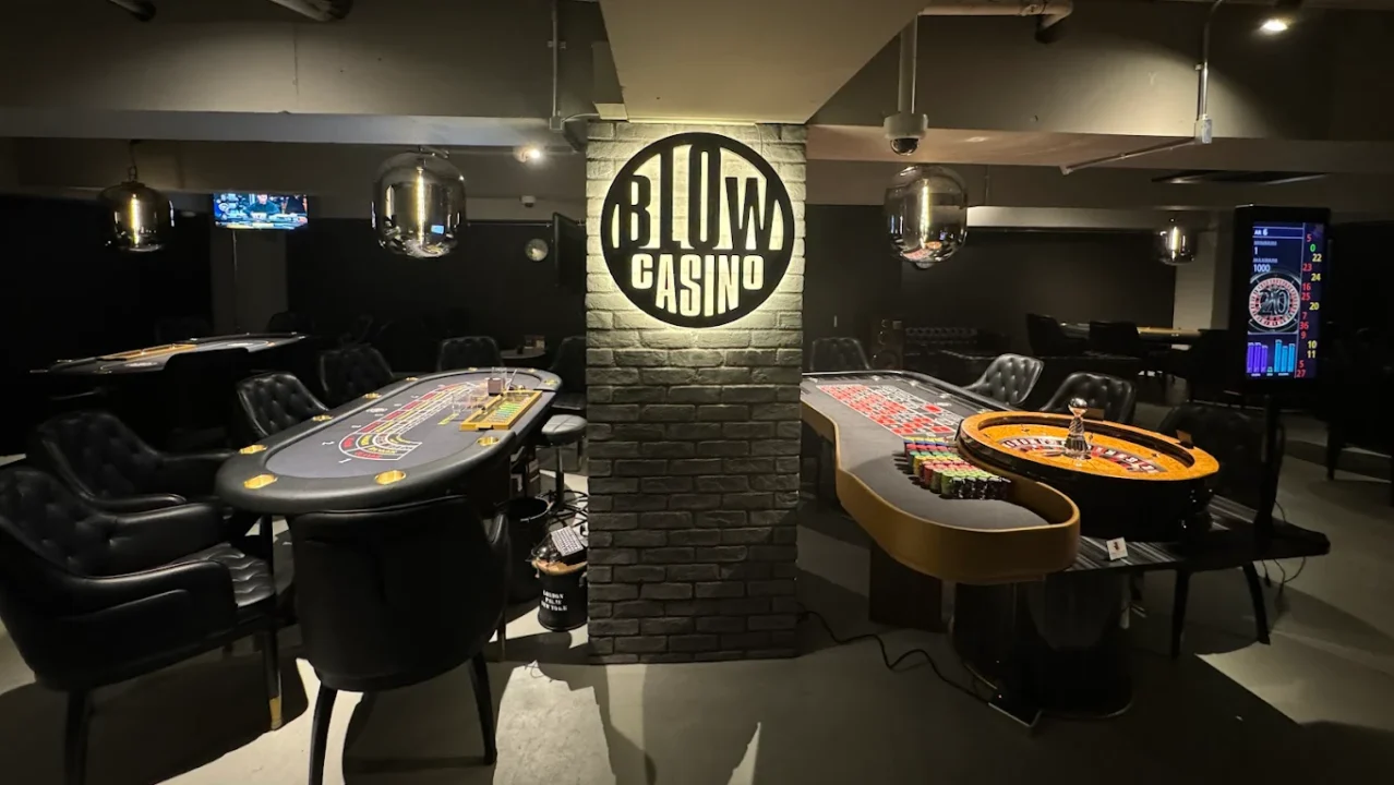 堺のポーカールーム、BLOW 堺東店の店内画像