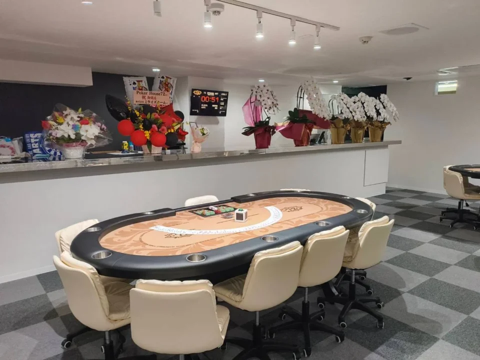 堺のポーカールーム、72の店内画像