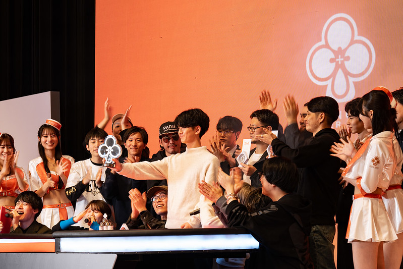 NLH Main Event優勝者の画像