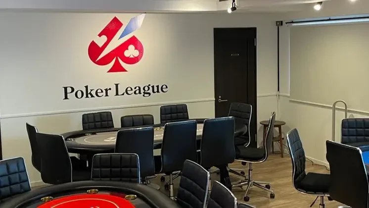 五反田のポーカールーム、pokerleagueの店内画像