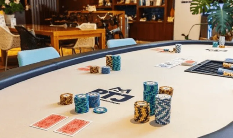 宮崎ポーカールーム、シーガイアの店内画像