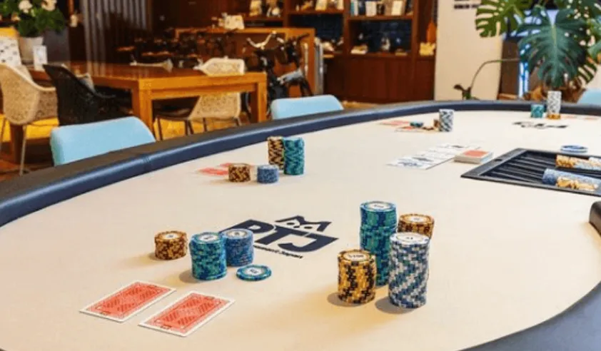 宮崎ポーカールーム、シーガイアの店内画像