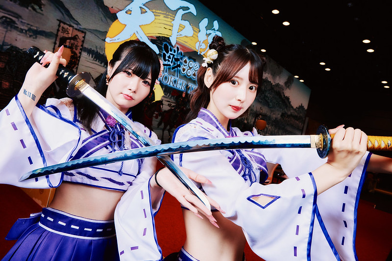 戦国ポーカーのコンパニオンの画像