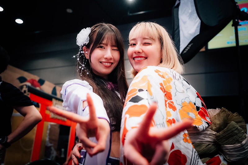 戦国ポーカーのコンパニオンの画像