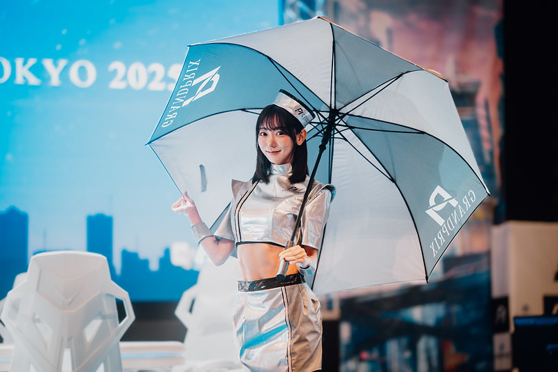 P1 GRAND PRIXのコンパニオンの画像