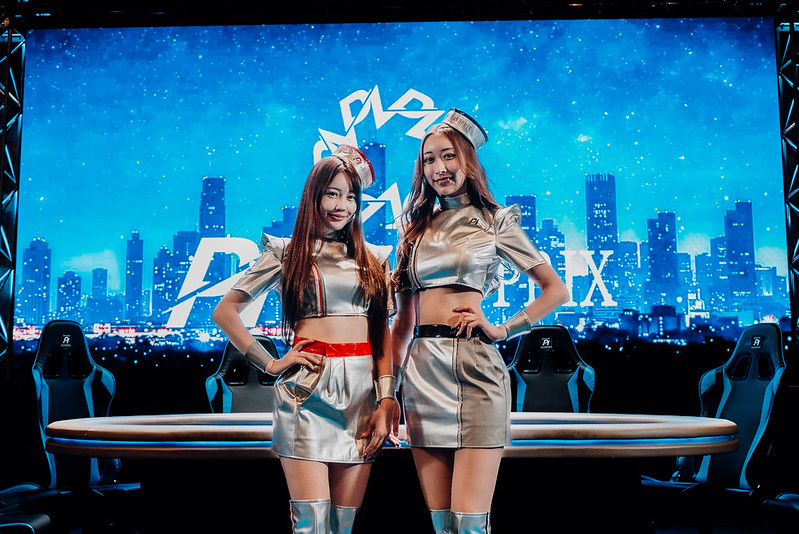 P1 GRAND PRIXのコンパニオンの画像