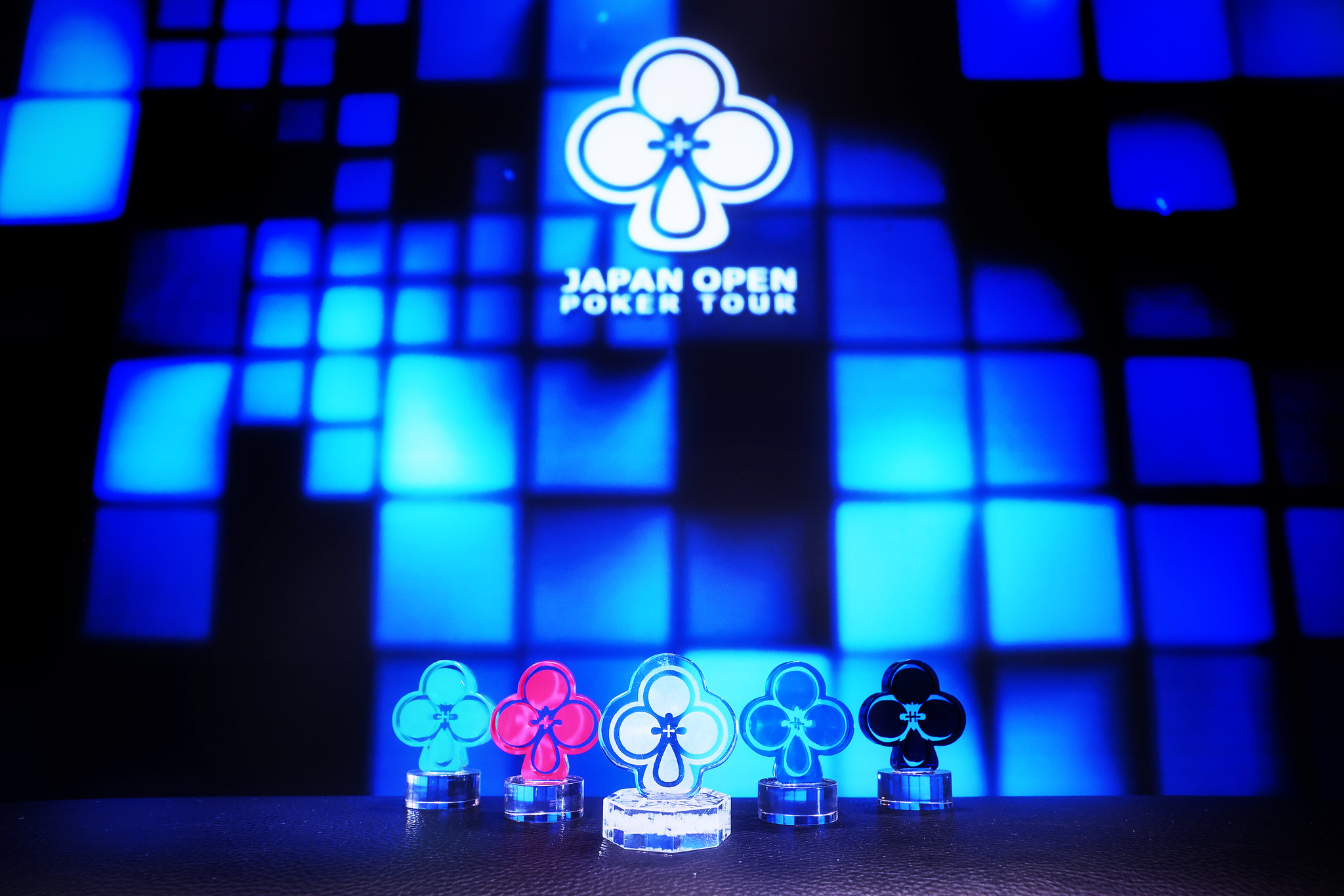 JOPTトロフィーのイメージ