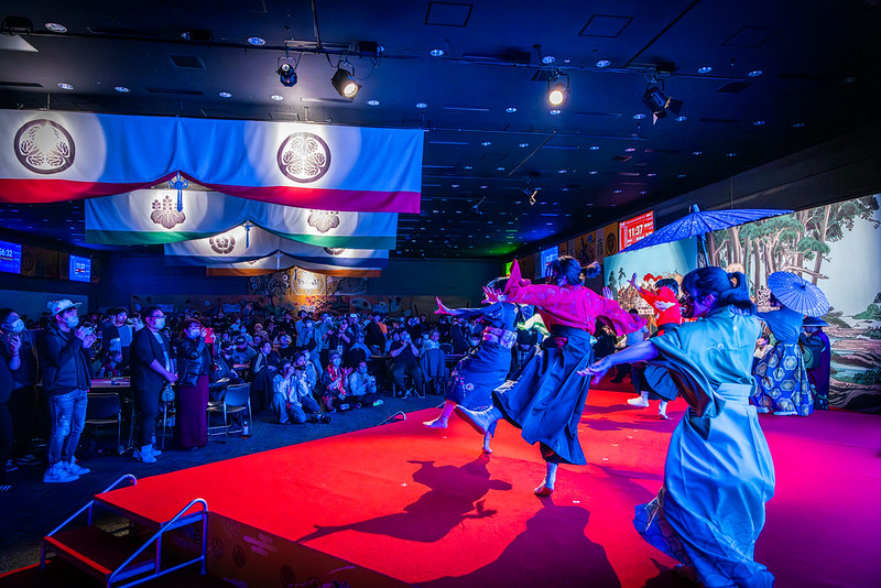 まほろば衆の演舞の様子