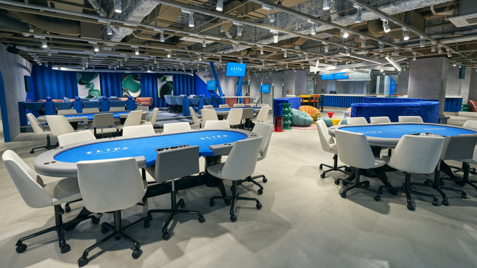 GIGOPoker新宿店の店内写真