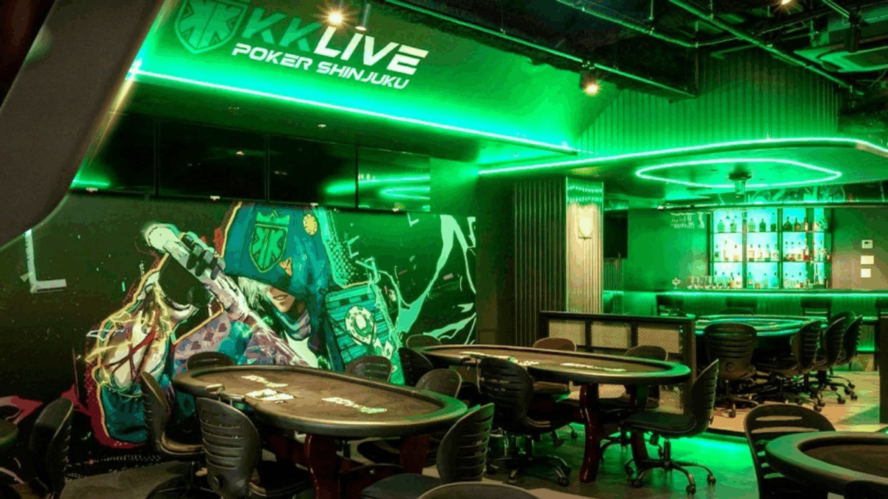 KKLIVEPoker新宿の店内写真