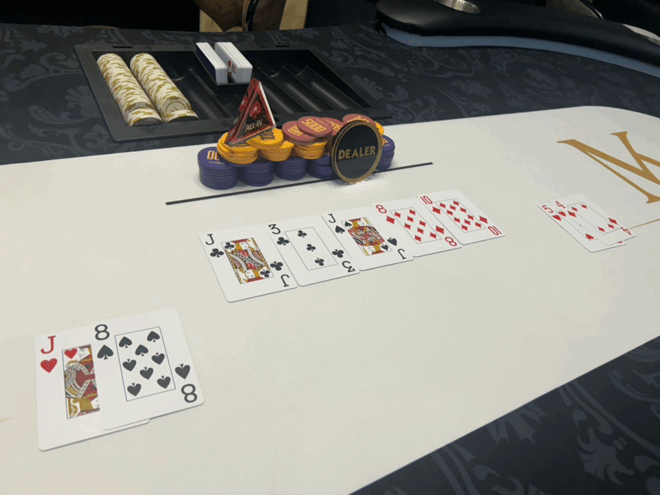 名古屋のポーカールーム、MKpokerの画像