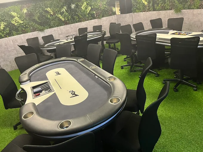 Loose 新宿の店内画像