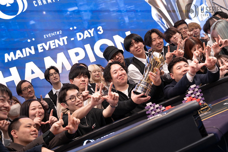 Main Eventの優勝者の画像