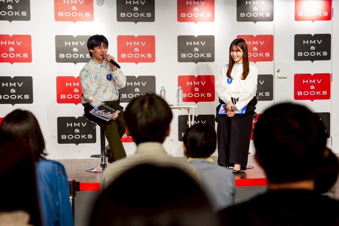 トークショー中の平田雄也さんと岡本詩菜さん1
