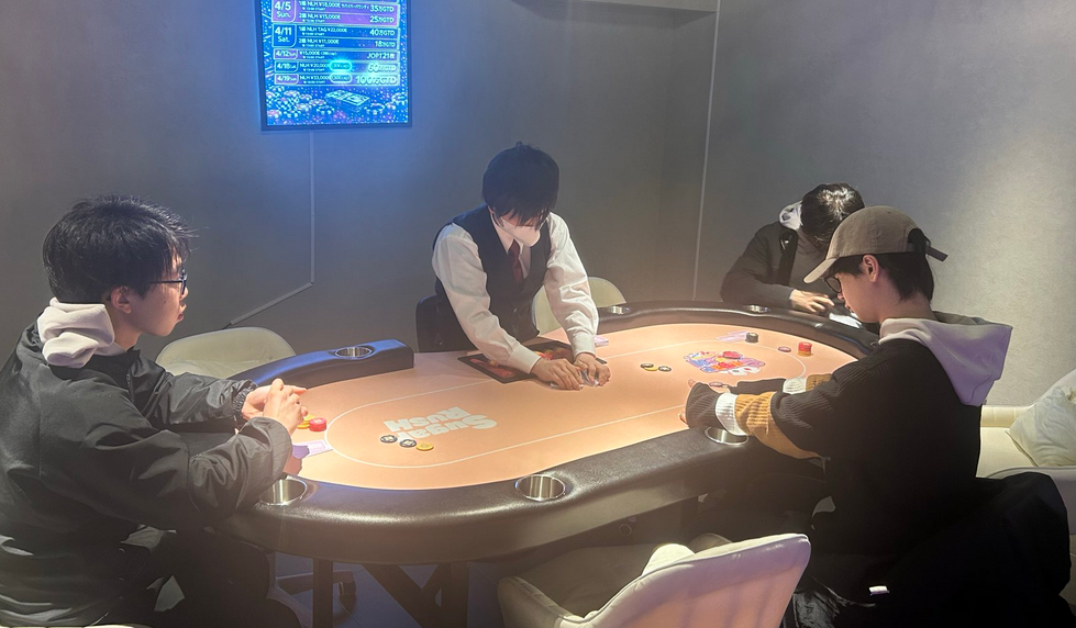 四谷にあるポーカールームシュガーラッシュ四谷の店内写真