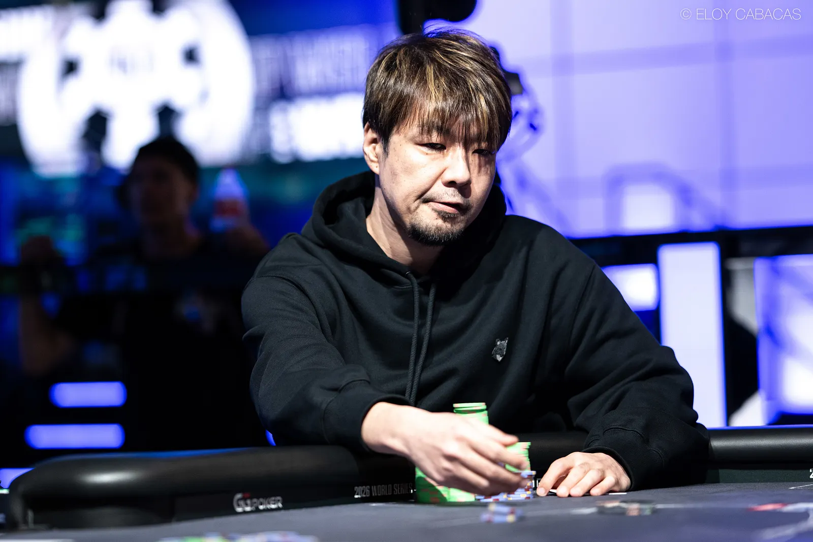 WSOPでプレイするKoji Fujimotoさん