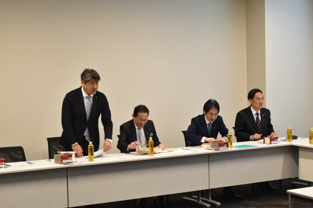 ポーカー文化振興議員連盟

