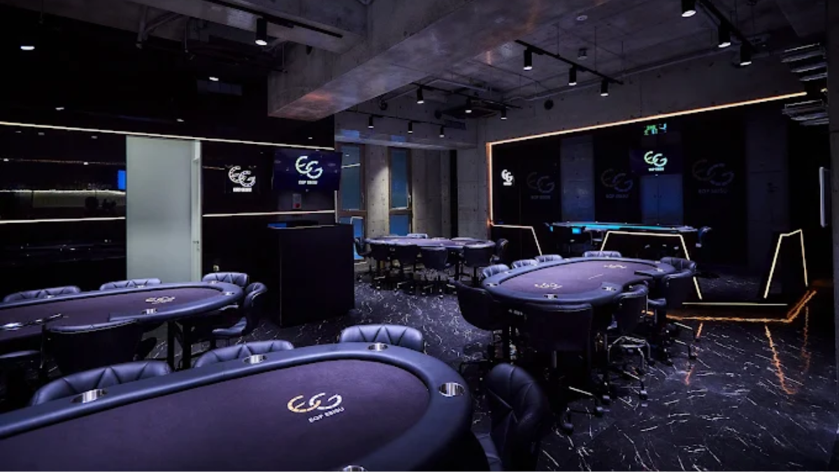 POKER BAR EGP EBISU の店内写真