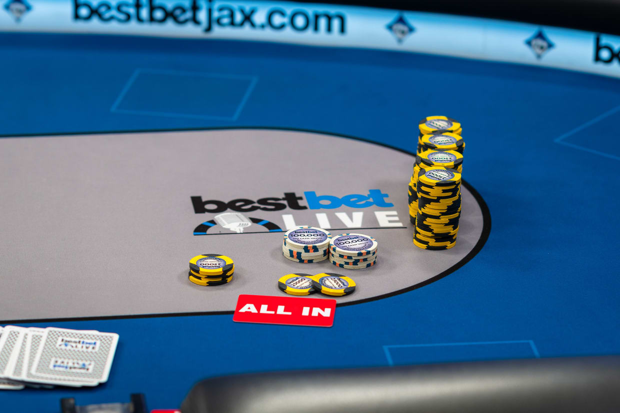 WPT bestbet Scramble Championship 2026のテーブル上のチップ